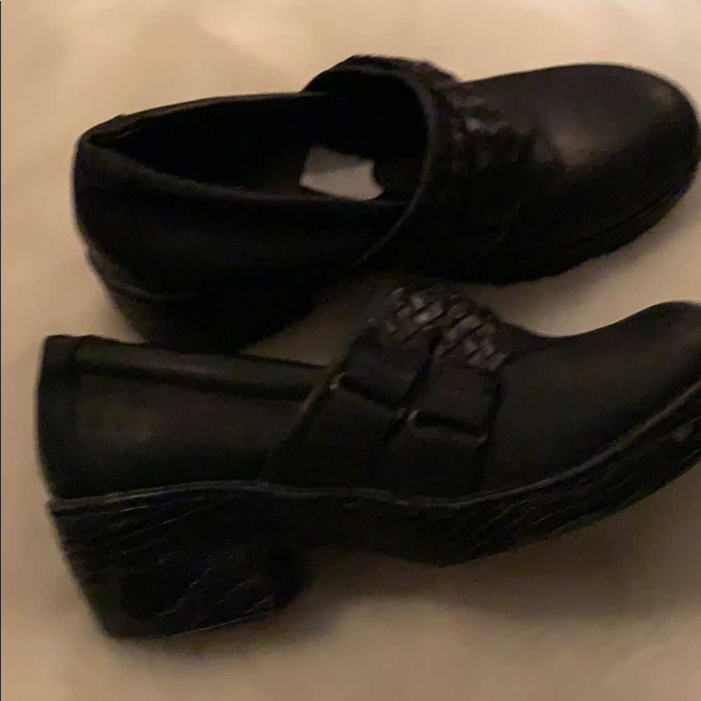 Work shoes